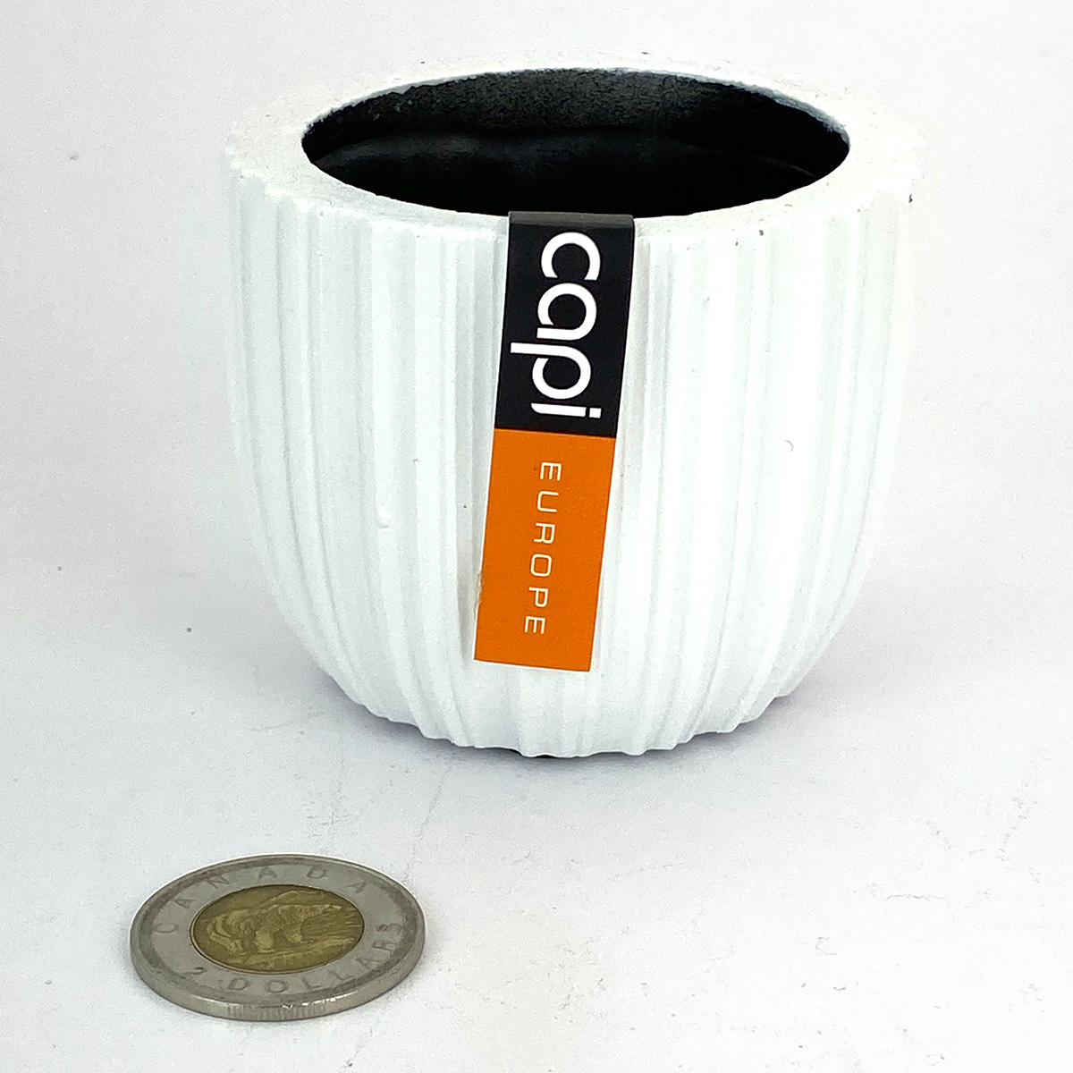 Capi Planter Ball Stripes White Pot 8x7