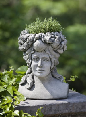 Campania - Williamsburg Orabelle women's head planter P-559