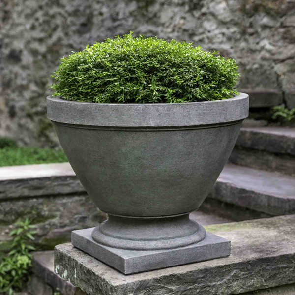 Park-Slope-Urn-P-787__33504.jpg