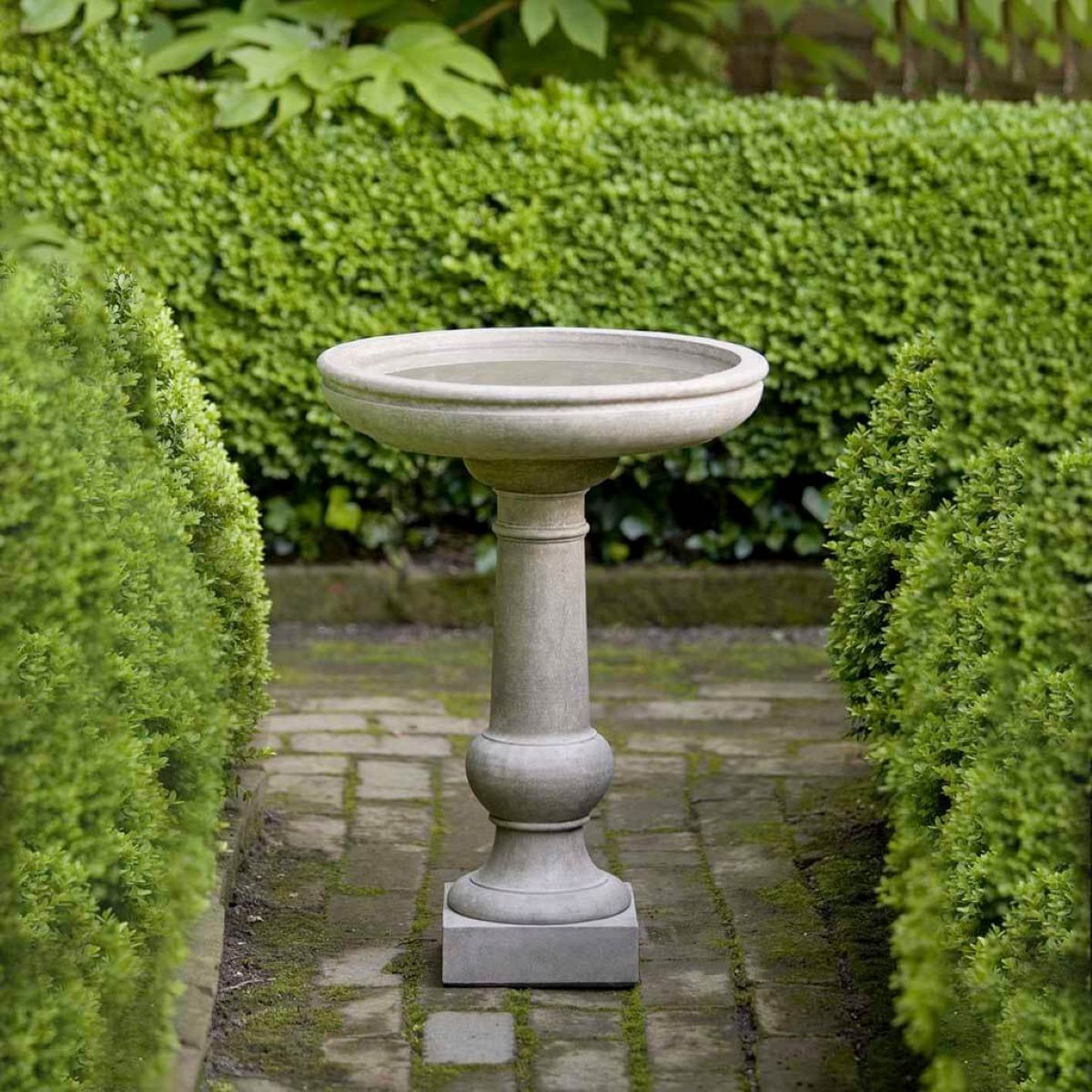 b120-williamsburg-tea-table-birdbath-cast-stone-birdbath-ve.jpg