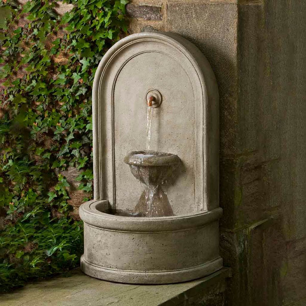 ft195-colonna-fountain-cast-stone-fountains-ve.jpg