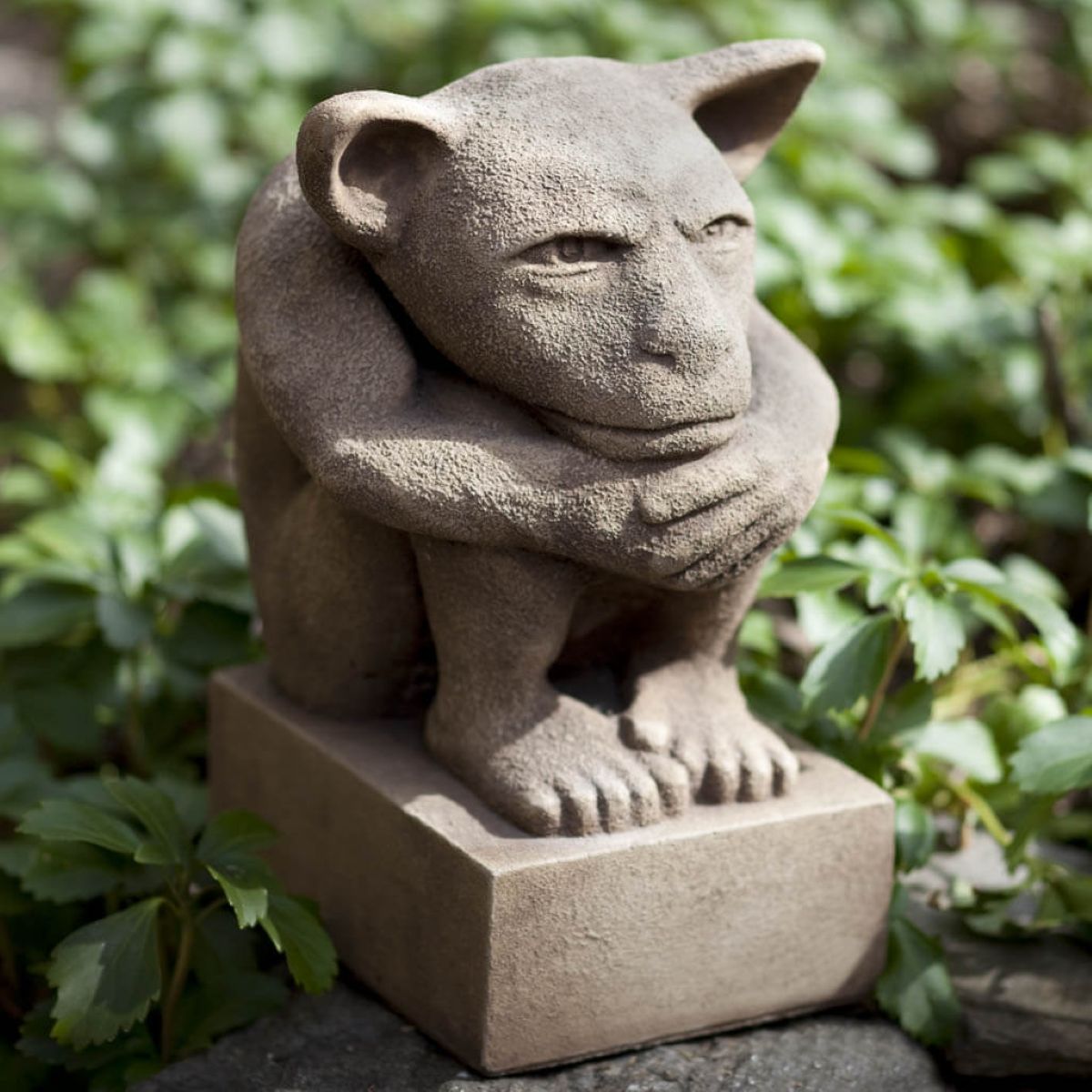 s177-sitting-gargoyle-cast-stone-mythical-statuary-br.jpg