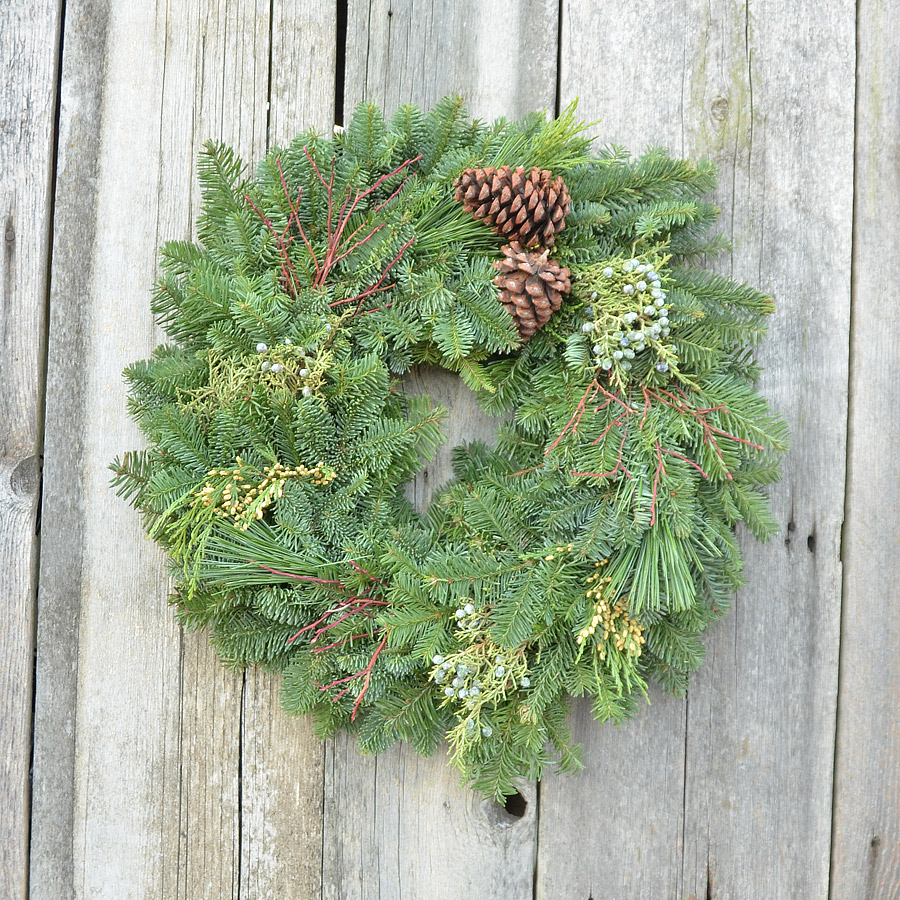 12 Inch Deluxe Mixed Wreath